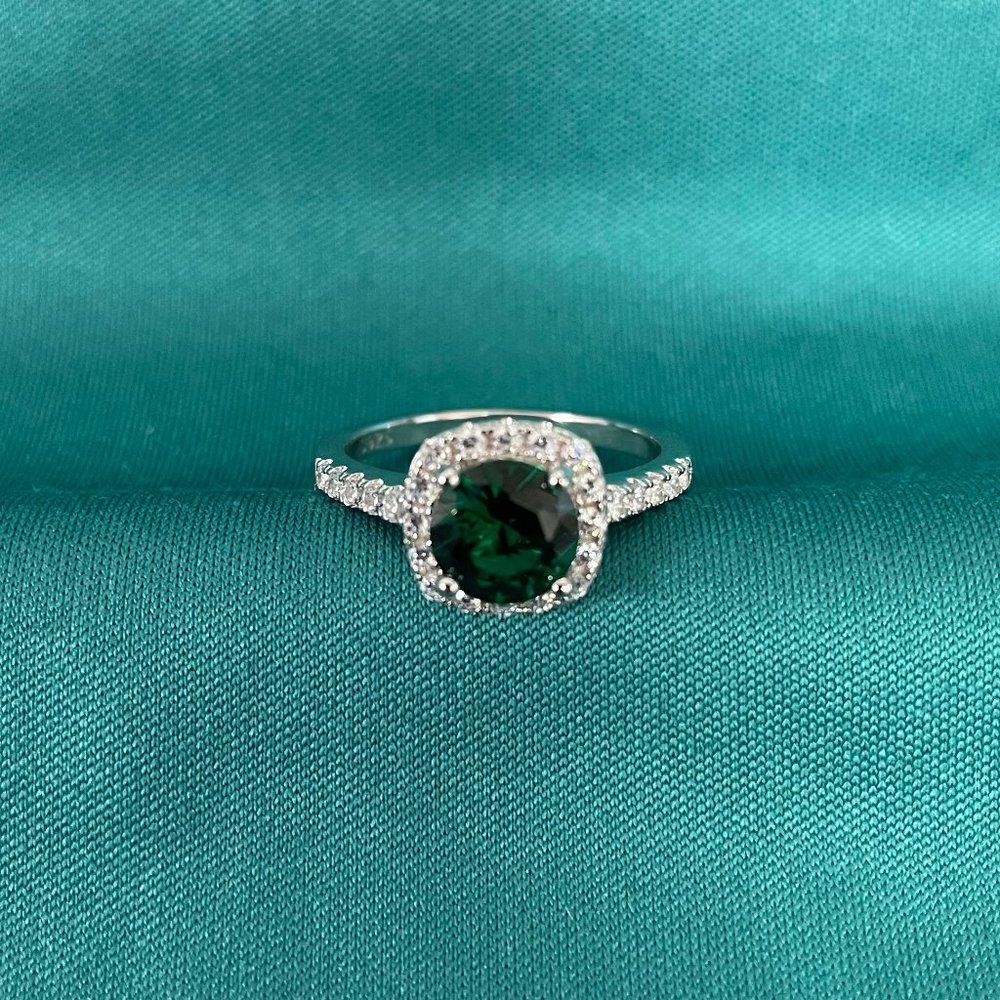 Emerald and Diamond Sterling Silver Band Ring Size 7